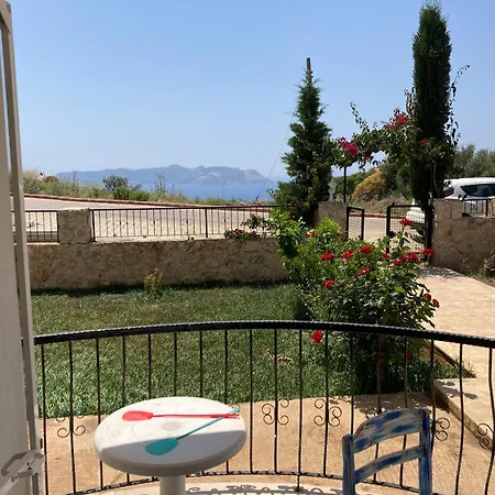 Kas Guezey Apart 3+1 Doga Ve Deniz Manzarali Exterior photo